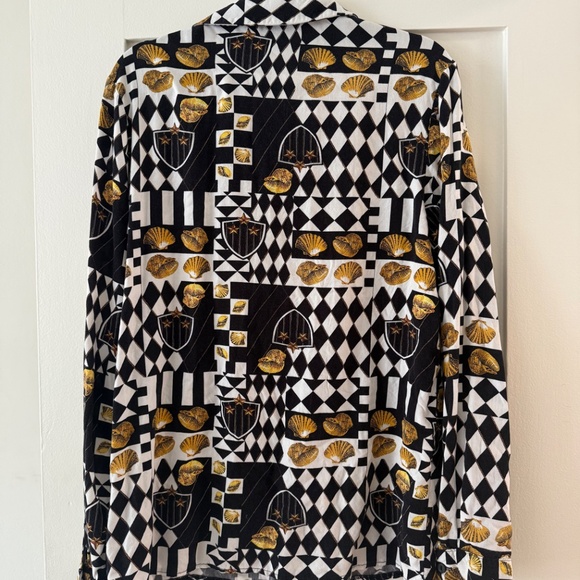 Vintage Party Pattern button-up - Picture 3 of 3